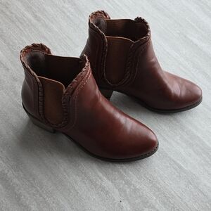 Brown Chelsea Ankle Boots - Comfortable Slip-On Style